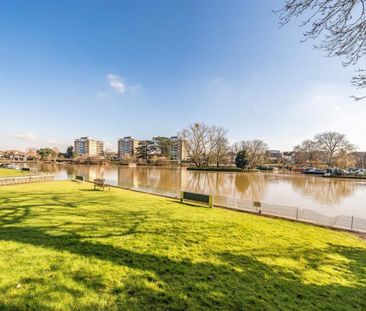 Thameside, TW11, London - Photo 2