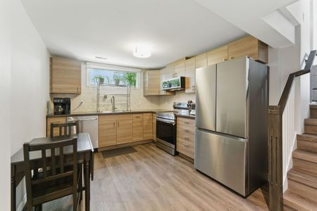 For Lease - 770 Applewood Crescent Unit# 1, Milton, Ontario - Photo 3