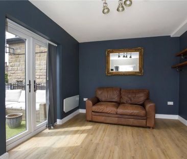 2 bedroom semi-detached house to rent - Photo 3