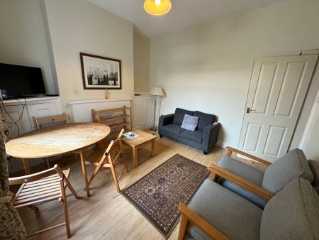 Ambrose Street, Fulford - P2168 - Photo 2