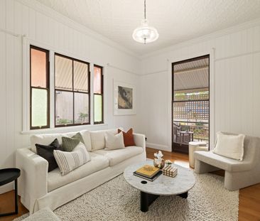 Welcome Home to Character, Comfort & Convenience - Photo 1