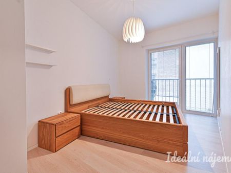 Pronájem bytu 2+kk 49 m2 - Fotografie 4