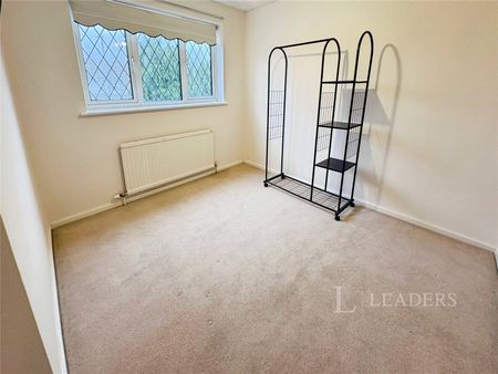 3 bedroom house to rent Tavistock Road, Cambridge, Cambridgeshire, CB4 - Photo 5