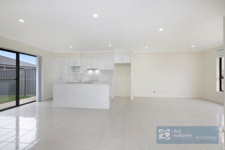 2 Yeomans Road, 2350, Armidale Nsw - Photo 5