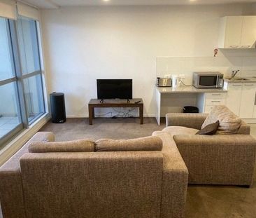 Chic Central Auckland Apt w/ Balcony Views - Photo 6