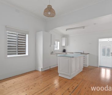 Freshly updated and in great location - Photo 1