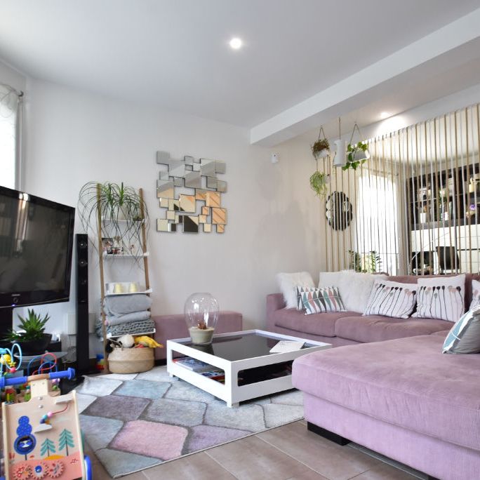 Location maison 4 pièces, 103.00m², Trélazé - Photo 1