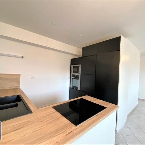 Location Appartement 3 pièces 51m² DIEPPE 76200 - Photo 1