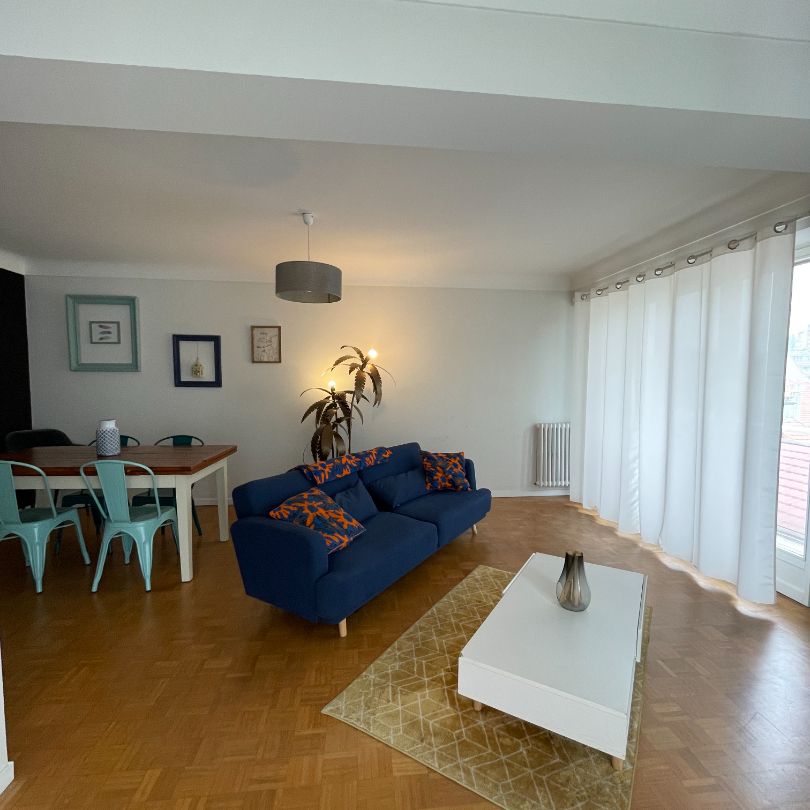 Location Appartement 4 pièces 103m² - Photo 1