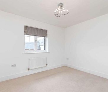 Harpers Lodge, Arundel Walk, Horsham, RH12 - Photo 1