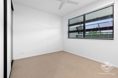 Town Centre Vida Complex ... Be Quick!!! - Photo 2