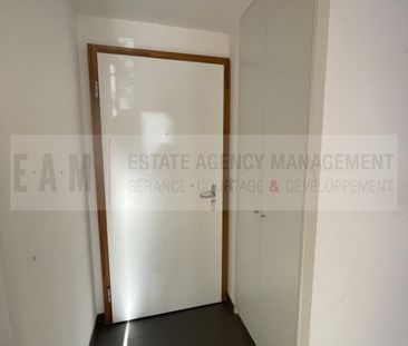 Bel appartement de 2 pièces au 2ème étage - Photo 2