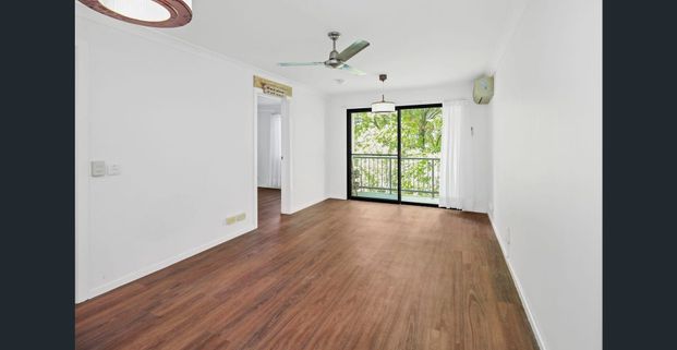 Stylish 2-Bedroom Unit in the Heart of West End - Photo 1