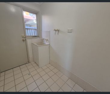Spacious Family Home in a Quiet and Convenient Location - Photo 5