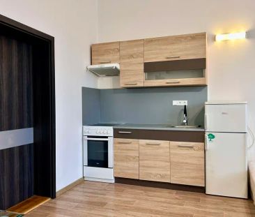 Pronájem bytu 1+kk 40 m - Photo 4