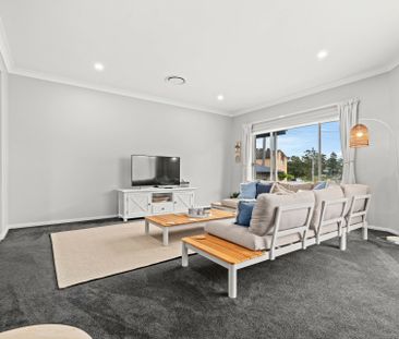 Family Home in Prime Coastal Location - Photo 5