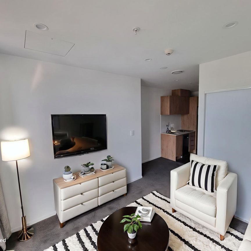 Studio Apartment in Premium Location - Photo 1