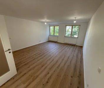 Frisch sanierte 3-Zimmer-Wohnung mit Loggia - ab November 2026 - Foto 2