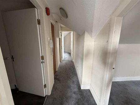 Station Road, Old Colwyn, LL29 - Photo 2