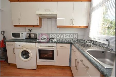 Student and Professional Lettings in Leeds - Photo 5