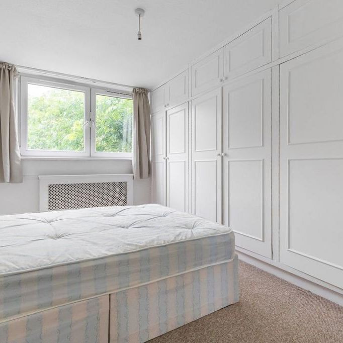 5 bedroom flat to rent - Photo 1