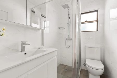 1 Lees Avenue, Croydon Park NSW 2133 - House For Rent | Domain - Photo 5