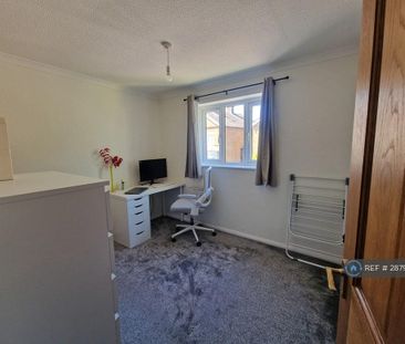 2 bedroom flat to rent - Photo 6
