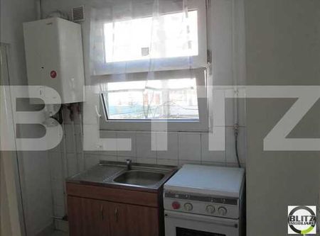 Apartament de inchiriat cu 1 camera, decomandat, zona Piata Mihai Viteazul - Photo 4