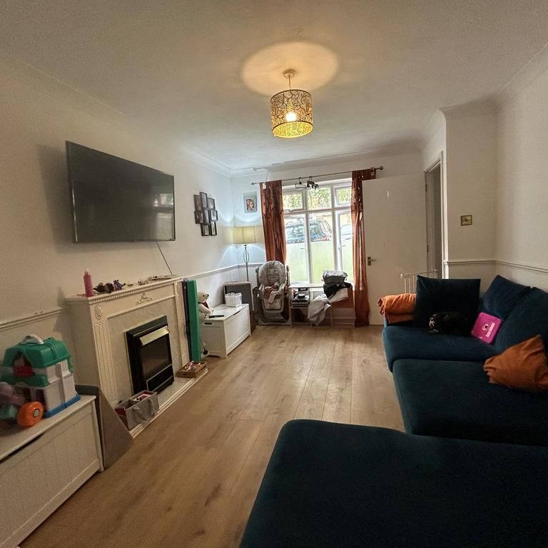 3 bedroom house to rent - Photo 1