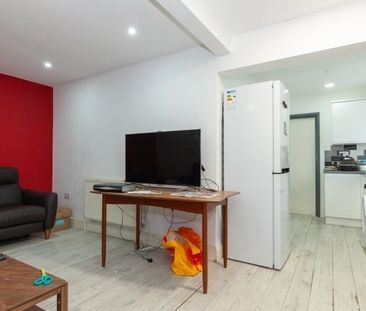 Crowell Road, Temple Cowley - Photo 2