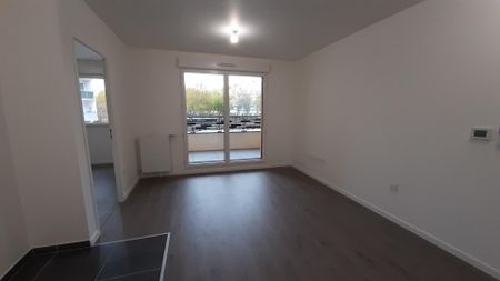 location Appartement T2 DE 36.36m² À ASNIERES SUR SEINE - Photo 3