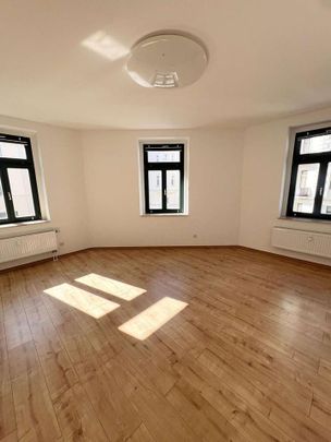 ✨Neu! 3 Zimmer-Wohnung mit modernem Wannenbad & neuer Einbauküche - Photo 1