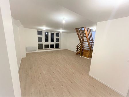 Apartment - Photo 2