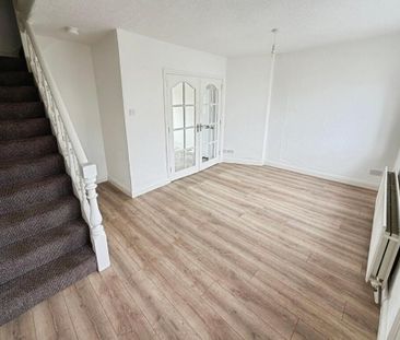 5 Strathearne Place, Lisburn, BT27 4TS - Photo 6