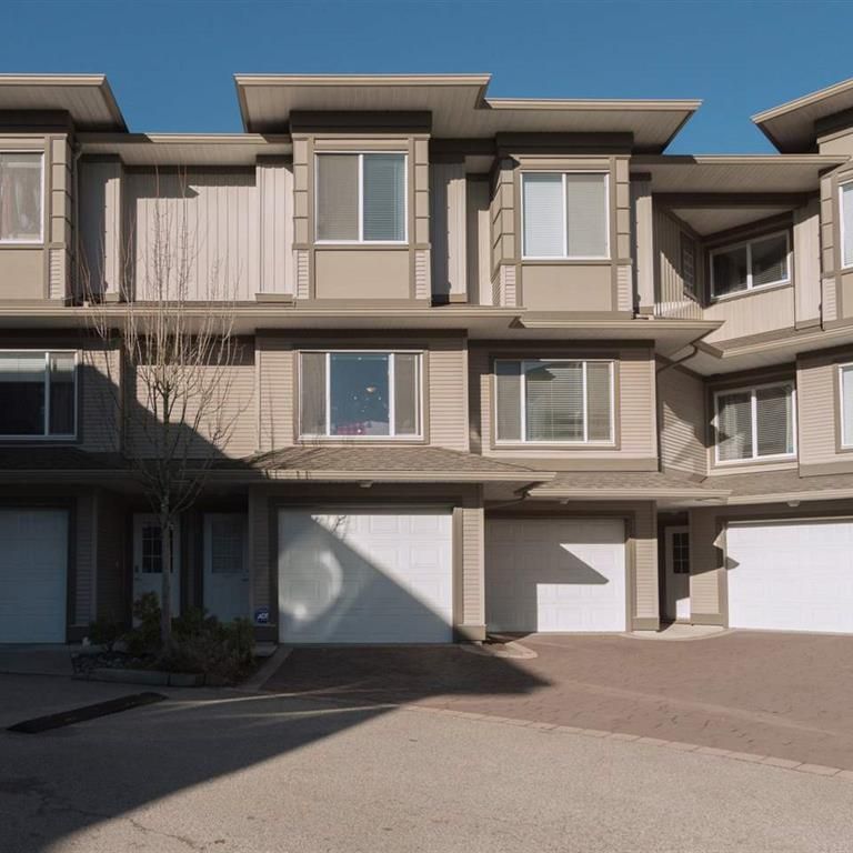 Newly Renovated Two Bedroom and Den Townhouse in Cloverdale - Photo 1