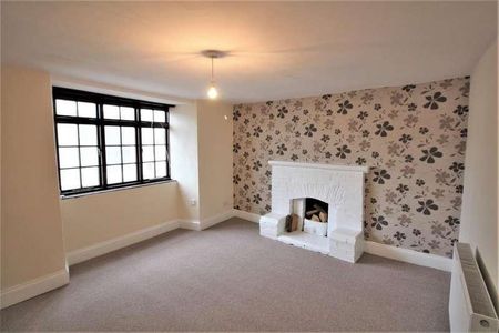 Fore Street, EX34 - Photo 2