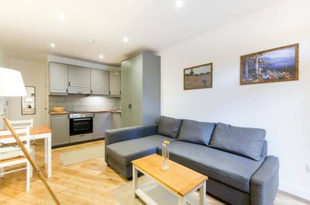 Studio to rent - Photo 5