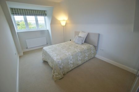 Upper Meadow, Hedgerley Lane, Gerrards Cross,SL9 - Photo 5