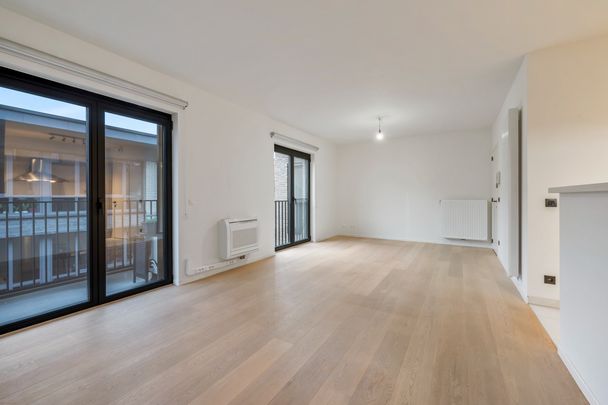 Fantastisch appartement met twéé slaapkamers en staanplaats - Foto 1