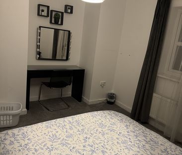 2 Bed Flat, Watergate Court, LE3 - Photo 5