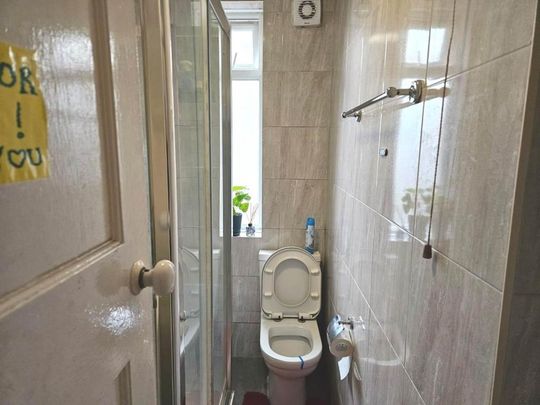 2 bedroom maisonette to rent - Photo 1