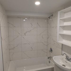 3 ½ À LOUER – FRAÎCHEMENT RÉNOVÉ - Photo 2