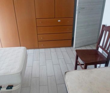 A Limbiate posto letto in stanza condivisa - Foto 1