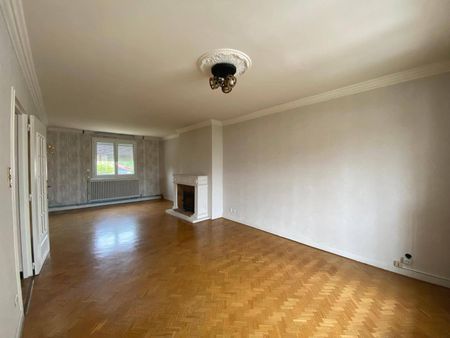 Location appartement 5 pièces 88.8 m² à Valence (26000) - Photo 2
