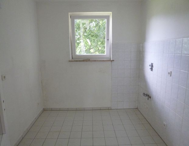 Zentral und gemütlich: Helle 3-Zimmer-Wohnung mit Balkon und Tageslichtbad - Photo 1