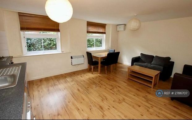 1 bedroom flat to rent - Photo 1