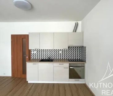 Pronájem bytu s balkonem, 1+kk, 33 m - Photo 6