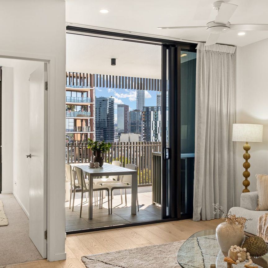 21312 19 Wilson Street, West End, Qld 4101 - Photo 1