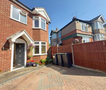 3 Bed Semi-Detached House, Strathmore Avenue, LU1 - Photo 4