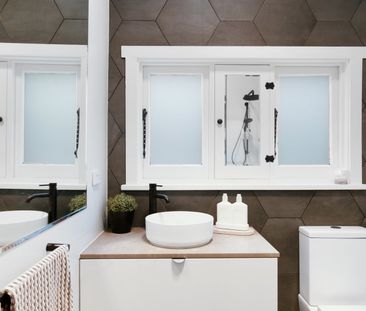 Thinking of selling? Contact our agent - Photo 3